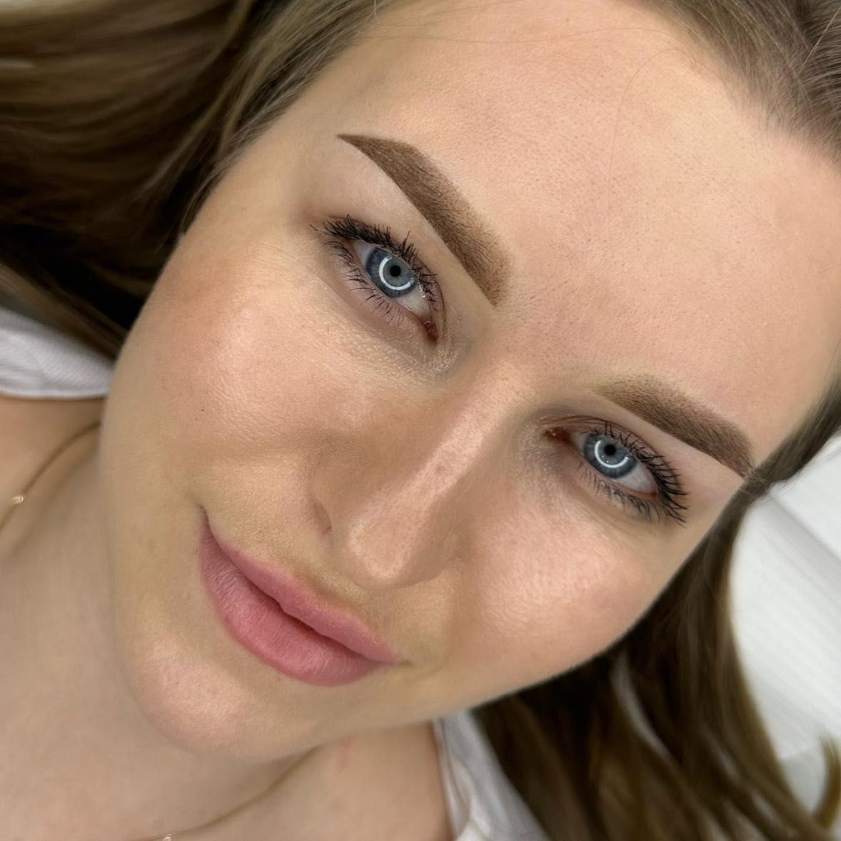 Permanent makeup eyebrows view 5